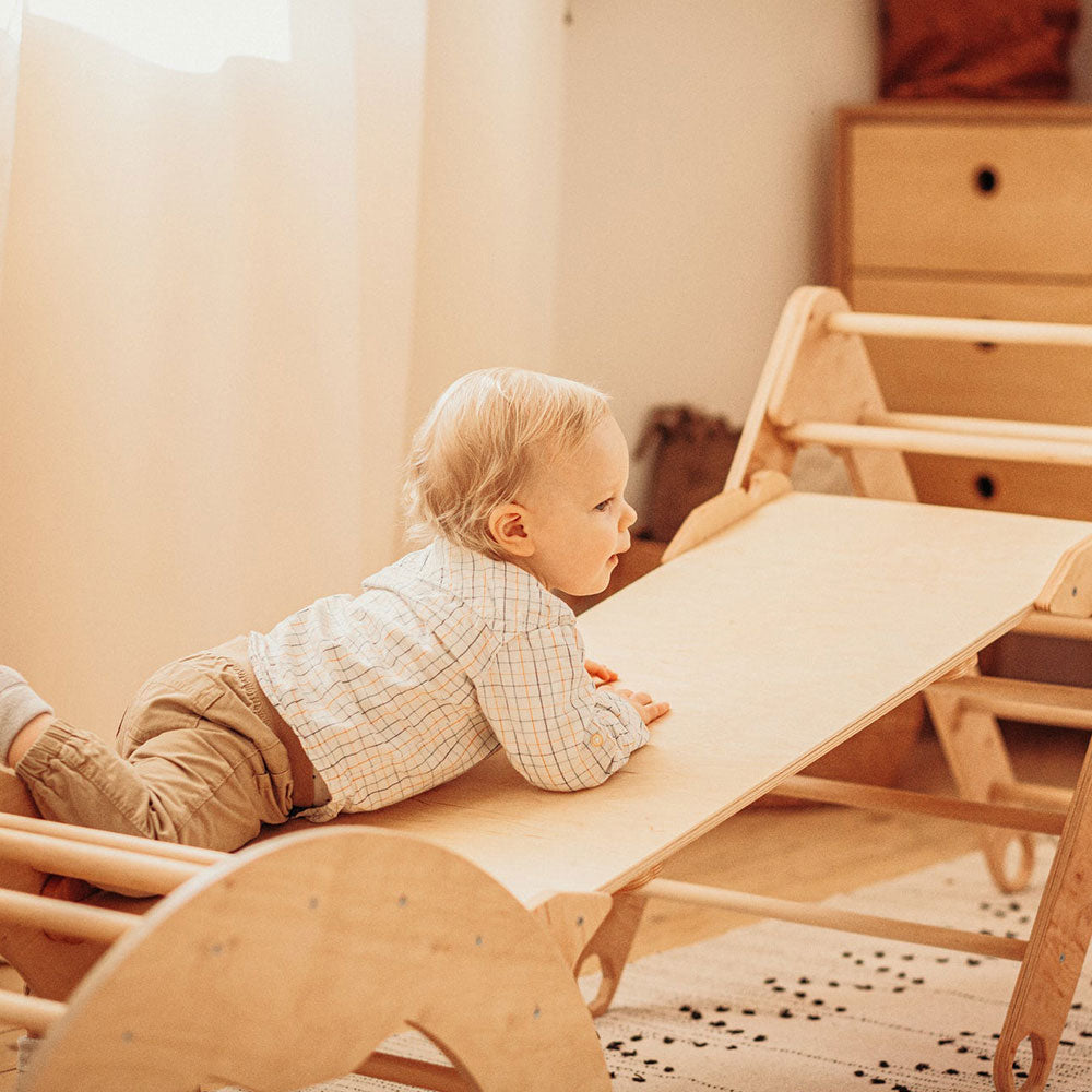 Werde ein Abenteurer – Kletterdreieck für Kinder.