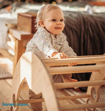 Laden Sie das Bild in den Galerie-Viewer, 2-teiliges Baby-Gym: Kletterbogen mit Rampe &amp; Rutsche
